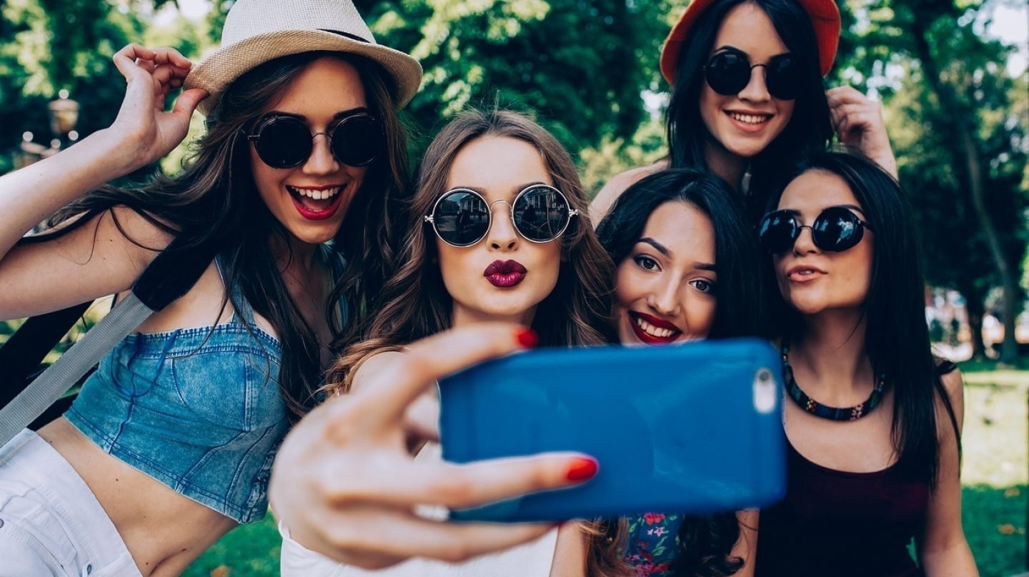 Contractar a un influencer per llançar un producte