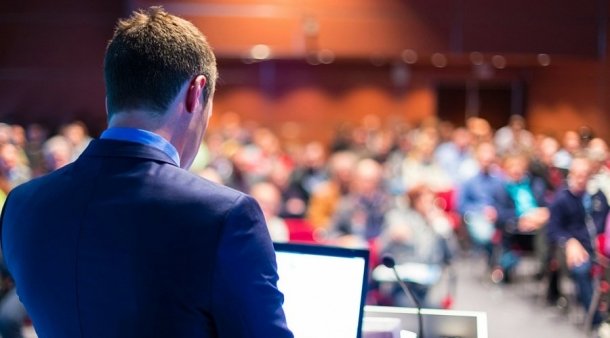 Quin protocol s’ha de seguir per organitzar esdeveniments?