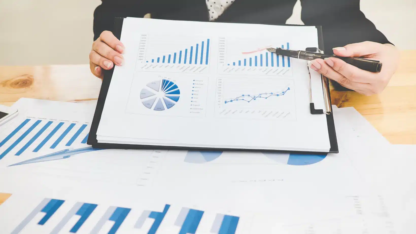 ¿Cómo puede ayudar una agencia a la comunicación de una empresa?