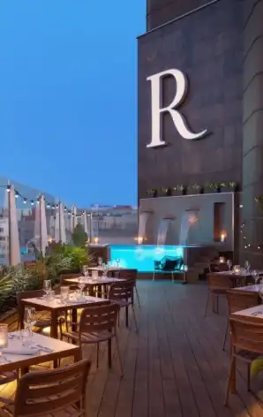 Hotel renaissance marriot